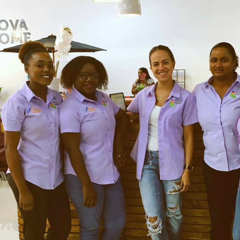 L'équipe dévouée derrière Nova Home